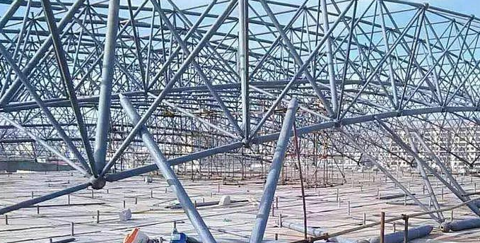 浏阳盘点螺栓球网架对于选材方面的4个基本恳求